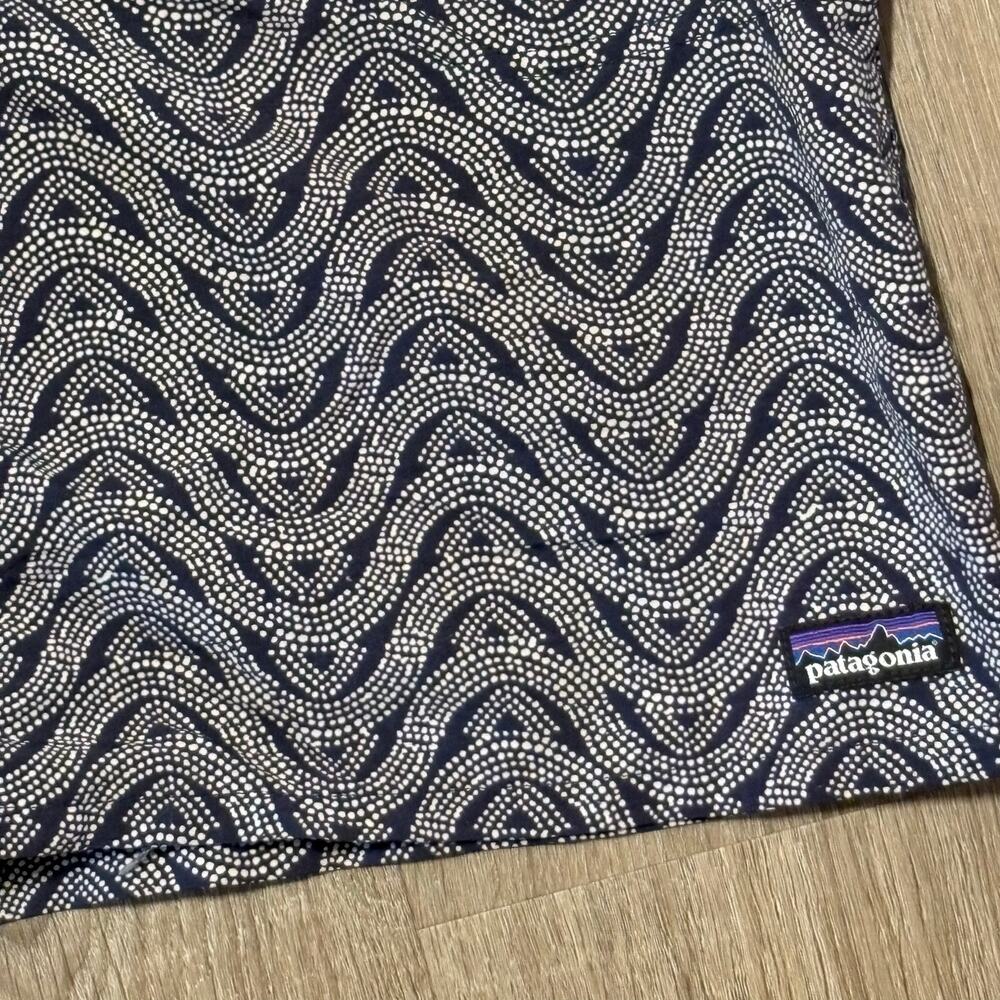 Patagonia Boys XL Swim Trunks Navy White Wave Print Youth Baggies Shorts - Picture 2 of 9